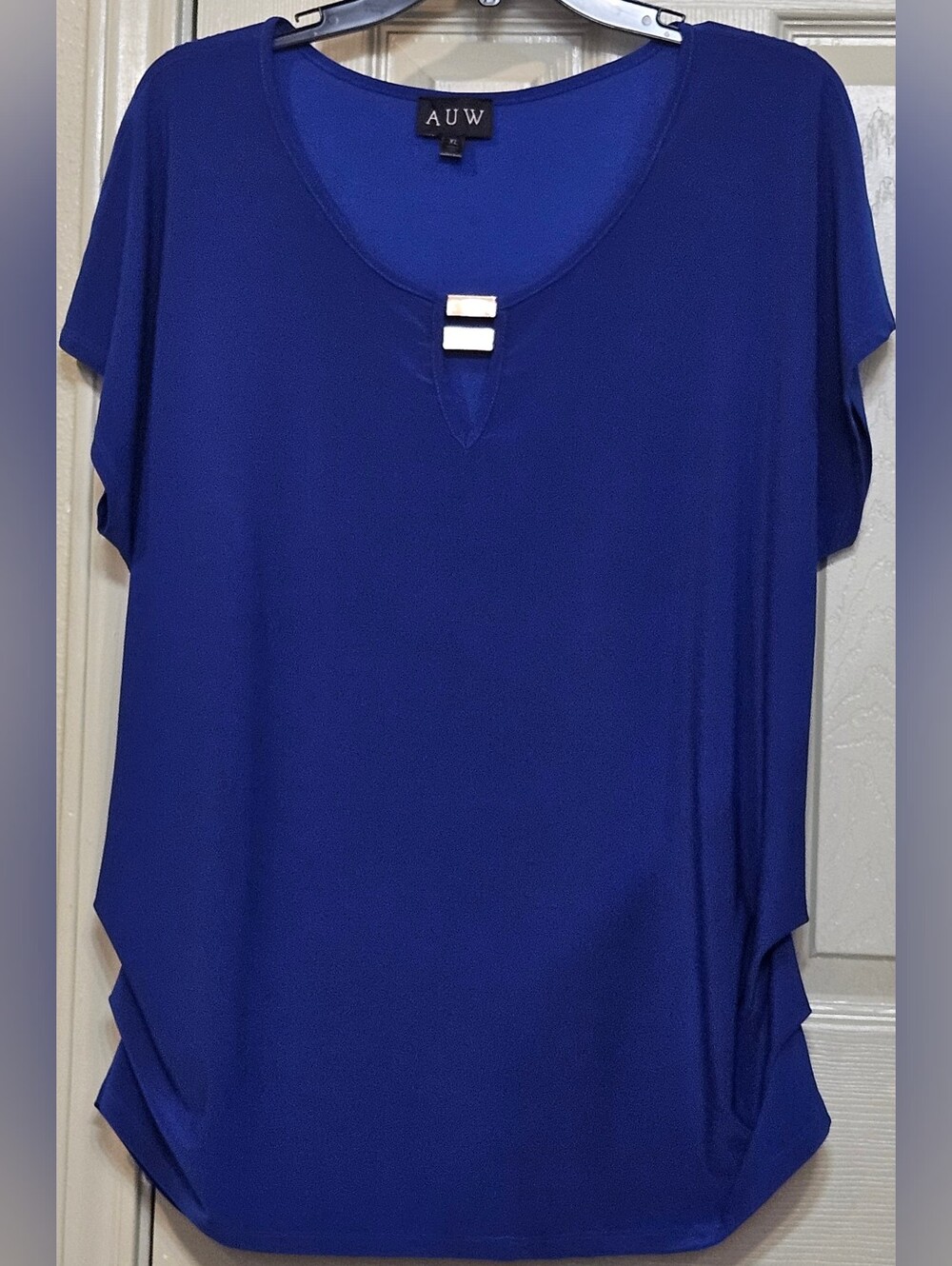 AUW Royal Blue Short Sleeve Scoop Neck Top with Silver Bar Accent